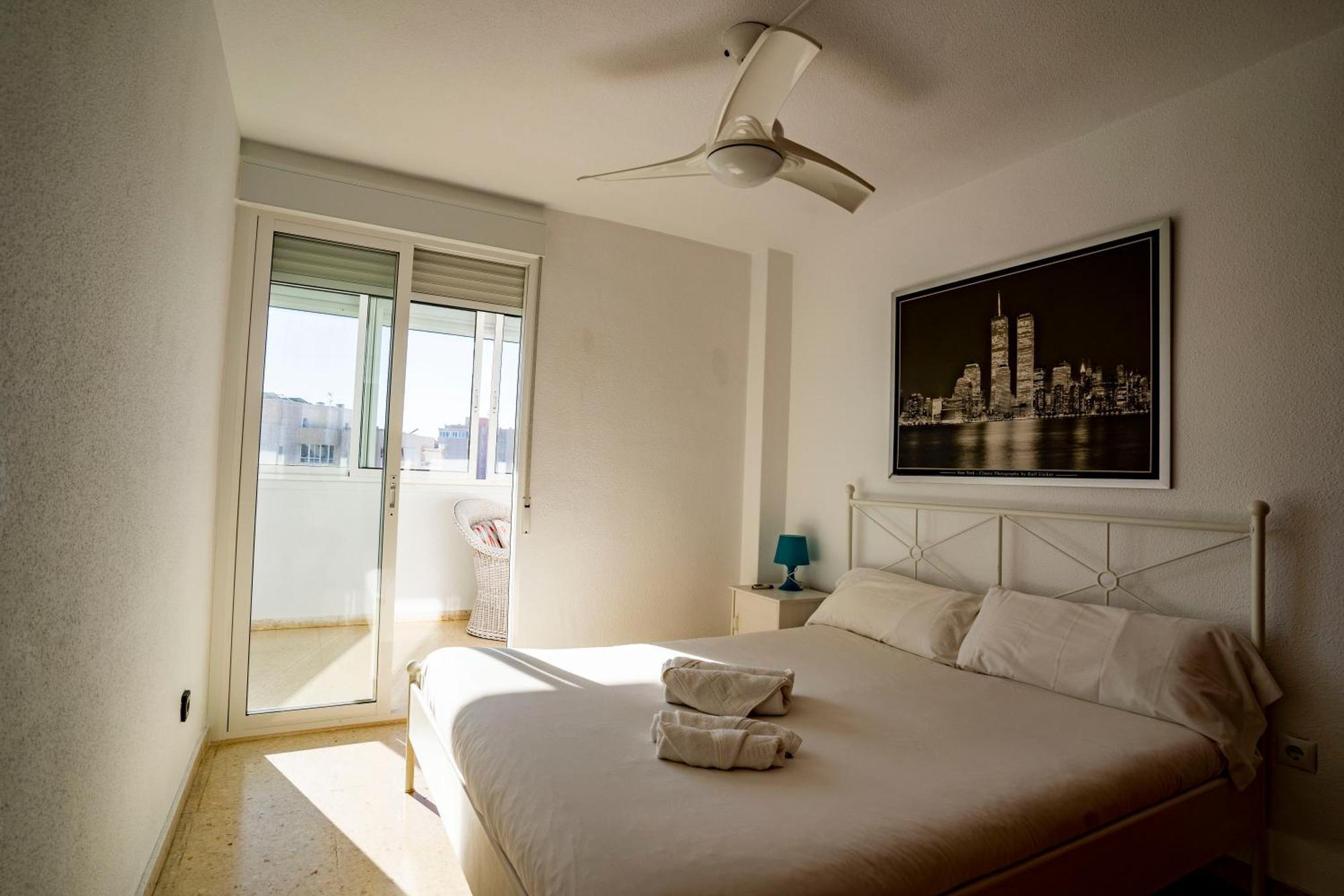 Apartamento Faro Blanco Alicante Exterior foto